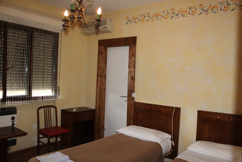 Agriturismo Al Ranch 카스텔로 다비아노 객실 사진